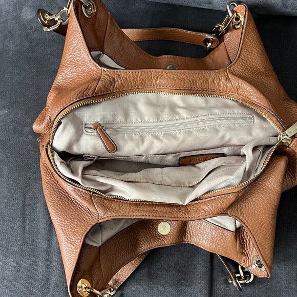 Michael Kors Shoulder Bag - Picture 5 of 6